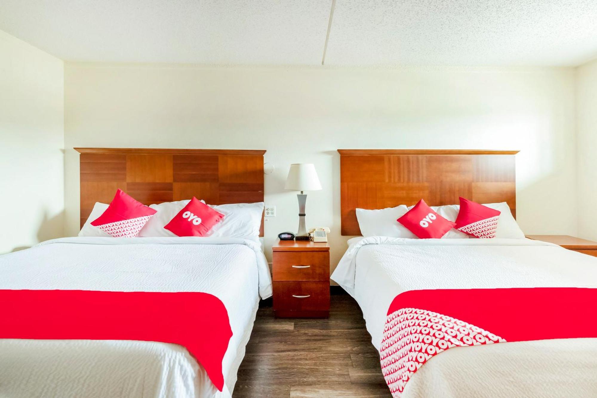 Oyo Hotel San Antonio Lackland Afb Seaworld Hwy 90 W Bagian luar foto