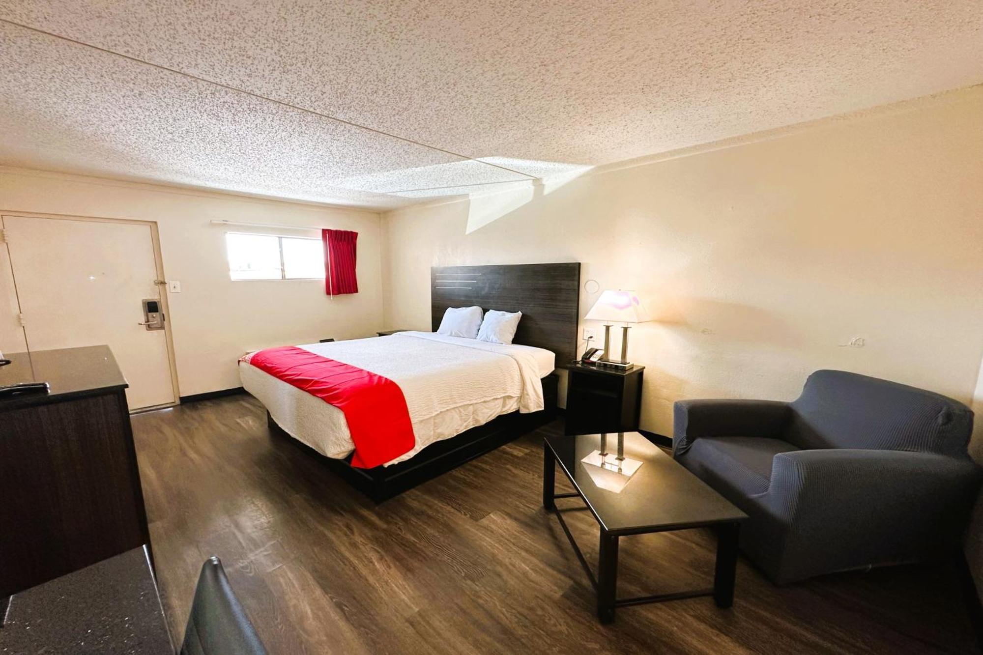 Oyo Hotel San Antonio Lackland Afb Seaworld Hwy 90 W Bagian luar foto