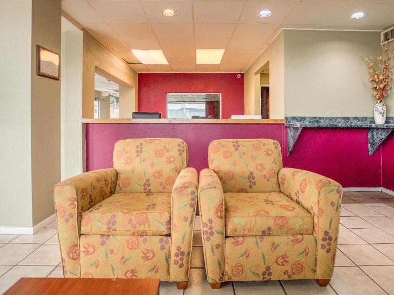 Oyo Hotel San Antonio Lackland Afb Seaworld Hwy 90 W Bagian luar foto