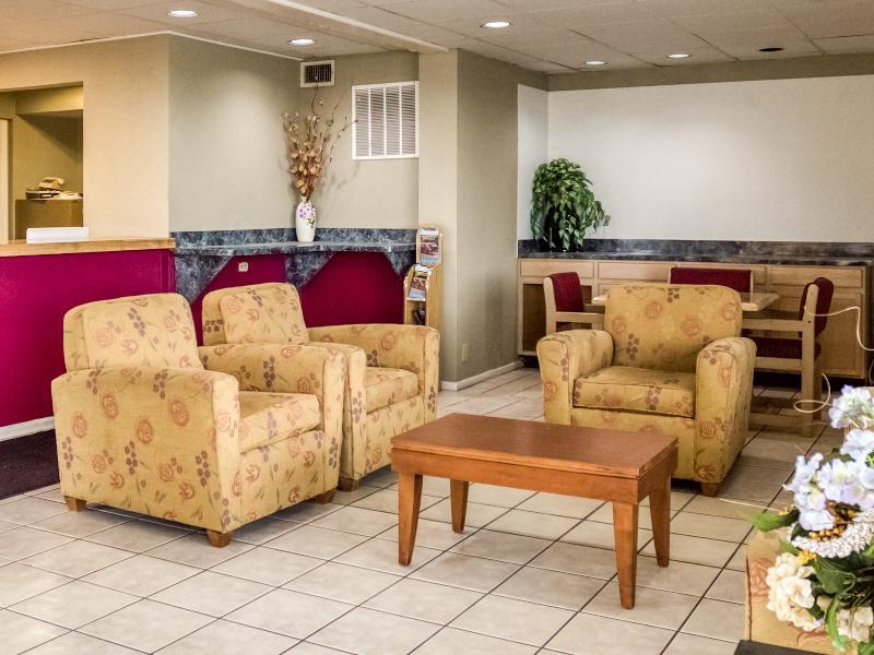Oyo Hotel San Antonio Lackland Afb Seaworld Hwy 90 W Bagian luar foto